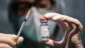 La OMS exige a los países ricos suspender los planes de una tercera dosis y donar esas vacunas