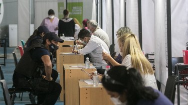 Las primeras dosis se aplicaron el pasado sábado. Foto: Pablo Leguizamón.