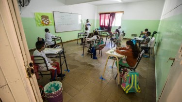 Qué es la “presencialidad administrada” y cómo funciona el esquema para las clases presenciales. 