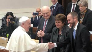 El papa Francisco recibió a Martín Guzmán por la deuda con el FMI
