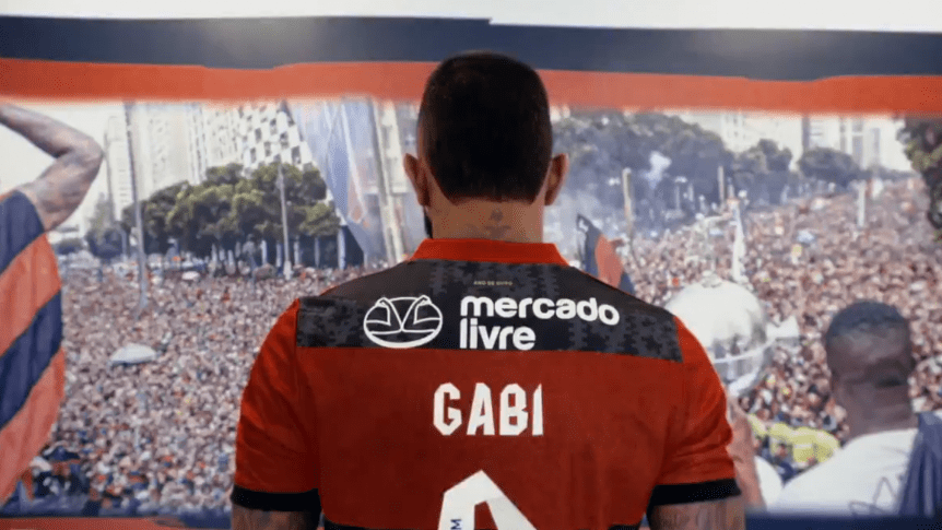 El club brasilero presentó el nuevo auspicio con Gabigol, su principal figura.