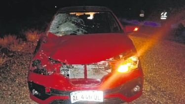 En dos meses hubo tres accidentes al norte en la Ruta 6. Dos involucraron a camionetas Toyota Hilux y el otro a un Etios. Foto Gentileza.