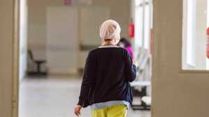 Casi 6 de cada 10 internados por coronavirus en terapia intensiva son menores de 60 años