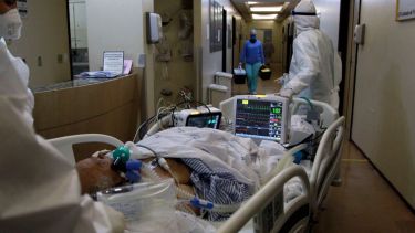 La segunda ola ya se hace sentir en el país, y hay preocupación por el posible colapso de las Unidades de Terapia Intensiva. Foto: La Nación.-