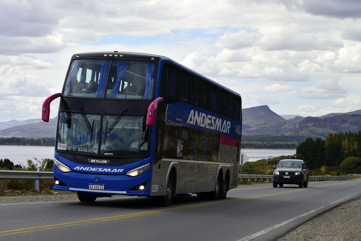 Desde la Cámara de Turismo de Bariloche, dicen que el corte de ruta es "un golpe durísimo". Foto: Chino Leiva