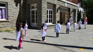 Unter advierte que es urgente “frenar la circulación” en Bariloche