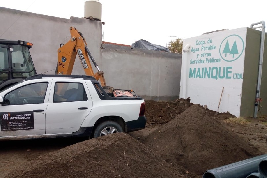 La Cooperativa de Agua realiza la provisión del servicio a los vecinos de Mainqué.