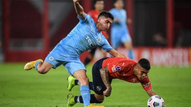 El Tuti y otro gol inolvidable en la Sudamericana. (Foto: @Sudamericana)