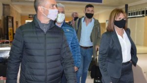 Patricia Bullrich llegó a Bariloche y fue increpada por Sergio Maldonado
