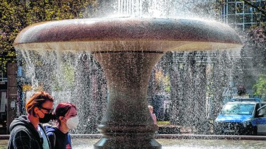 La OMSrecordó que las vacunas son eficaces, seguras y de calidad;y que constantemente se están realizando estudios para descartar inconvenientes.