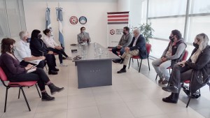 Cuestionan la intervención de Gerez como mediador en el conflicto de salud