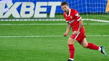 Papu Gómez anotó para el sevilla, que le ganó un partidazo al Celta del Chacho Coudet.