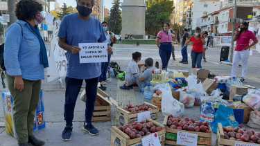 Este miércoles se realiza una nueva campaña de donación para los autoconvocados. (Gentileza).-