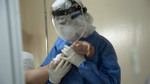 Seis muertos y 329 contagiados de coronavirus en Río Negro