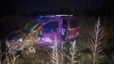 El accidente fue anoche, cerca del camino que va al autódromo de Allen. Foto gentileza An Allen.