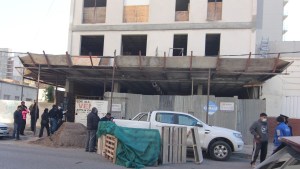 Encuentran una nota de despedida del obrero que murió al caer de un edificio en construcción de Neuquén