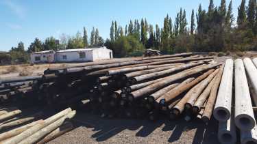 Los vecinos denuncian que postres con alquitran contaminan el medioambiente. (Gentileza)