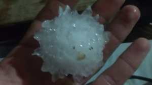 Alerta meteorológico en Río Negro y Neuquén: ya se registró caída de granizo en El Chañar y Añelo