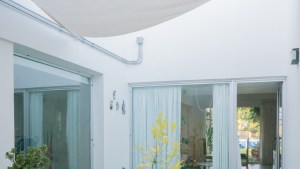 Arquitectura en Roca: versión moderna y funcional de una casa en zona de chacras