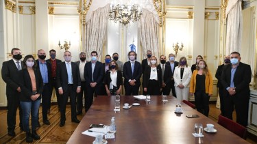 Los intendentes del FdT en Casa Rosada. Reuniones y fotos que derivaron en el malestar de la gobernadora. Foto: Gentileza