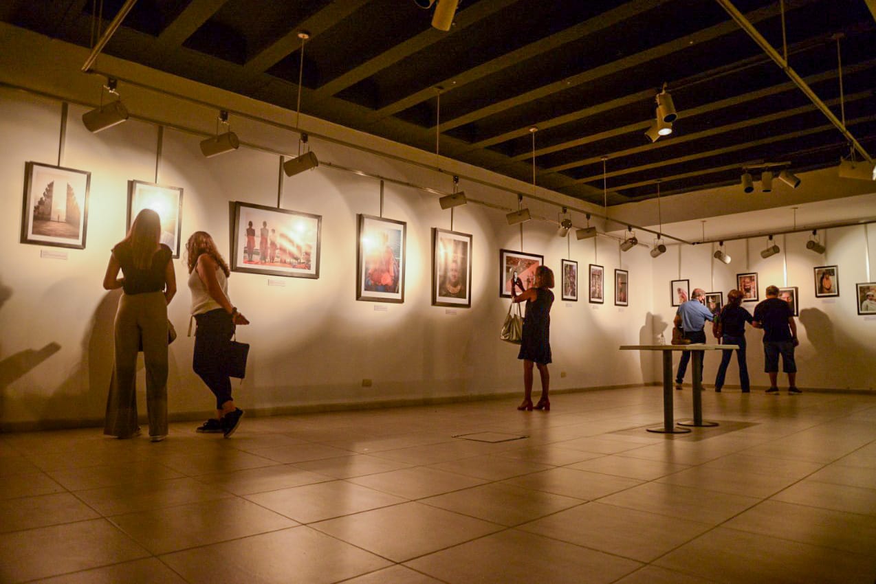 El paso de la muestra por Roca, en la Casa de la Cultura. Fotos de Lucrecia Colla y Agustín González.