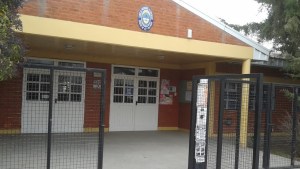 Sólo tuvieron 9 días de clases presenciales en la Escuela 42 y pidieron soluciones