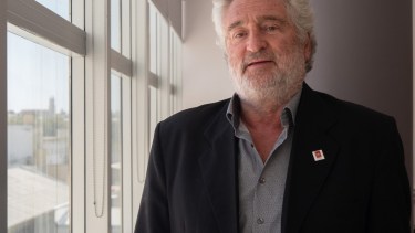 El rector de la Universidad Nacional de Río Negro, Juan Carlos Del Bello, considera que "si hay políticas activas, la Patagonia es un lugar para el desarrollo de ciencia de primer nivel".