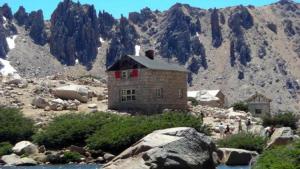 Buscan en Bariloche a un turista perdido en cercanías del refugio Frey