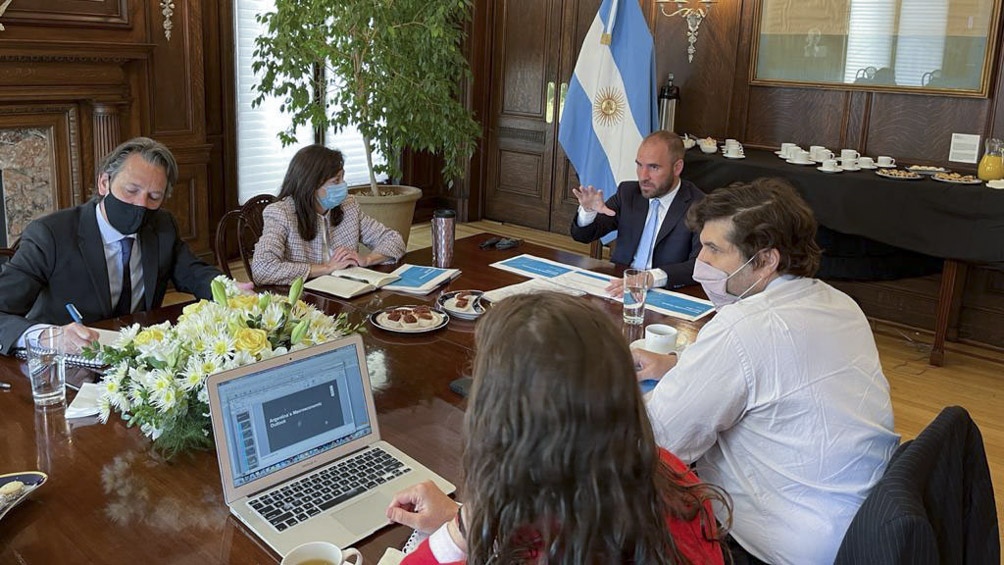 El ministro de Economía Martín Guzmán aseguró que la idea del Gobierno no es volver a implementar una cuarentena estricta. Foto Télam. 