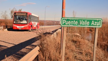 Instalaron cámaras de seguridad en el puente de acceso a Valle Azul