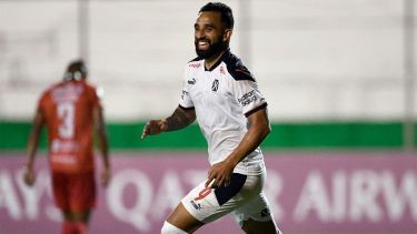 Jonathan Herrera viene de marcar tres goles en el debut de Independiente en la Sudamericana. Hoy será titular en la delantera junto a Silvio Romero.