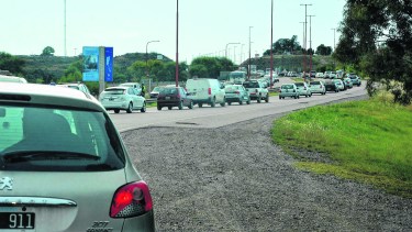 Río Negro estableció un tope en el alza de Patentes y planteó su devolución para quienes ya habían abonado por encima del 36%. Foto: archivo/Marcelo Ochoa.