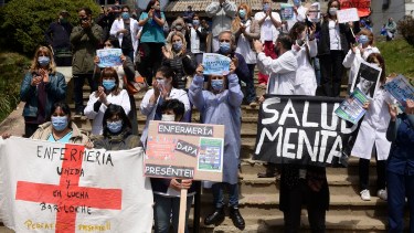 Los trabajadores sde la salud mantienen desde hace meses el reclamo por mejores condiciones laborales y salariales. Archivo