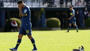 Cardona y Rojo dieron positivo de coronavirus en Boca y no llegan al debut de Libertadores