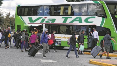 El paro de colectivos de larga distancia se extenderá por 72 horas. Foto: archivo Chino Leiva