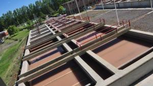 Por el temporal y la turbiedad, varias localidades se quedaron sin agua potable