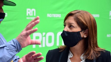 El Ejecutivo rionegrino y los intendentes ya sintieron de cerca el malhumor por los intentos de cierre. 