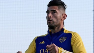 Carlos Zambrano no podrá estar en los próximos partidos para Boca. Miguel Russo, obligado a rotar jugadores. 