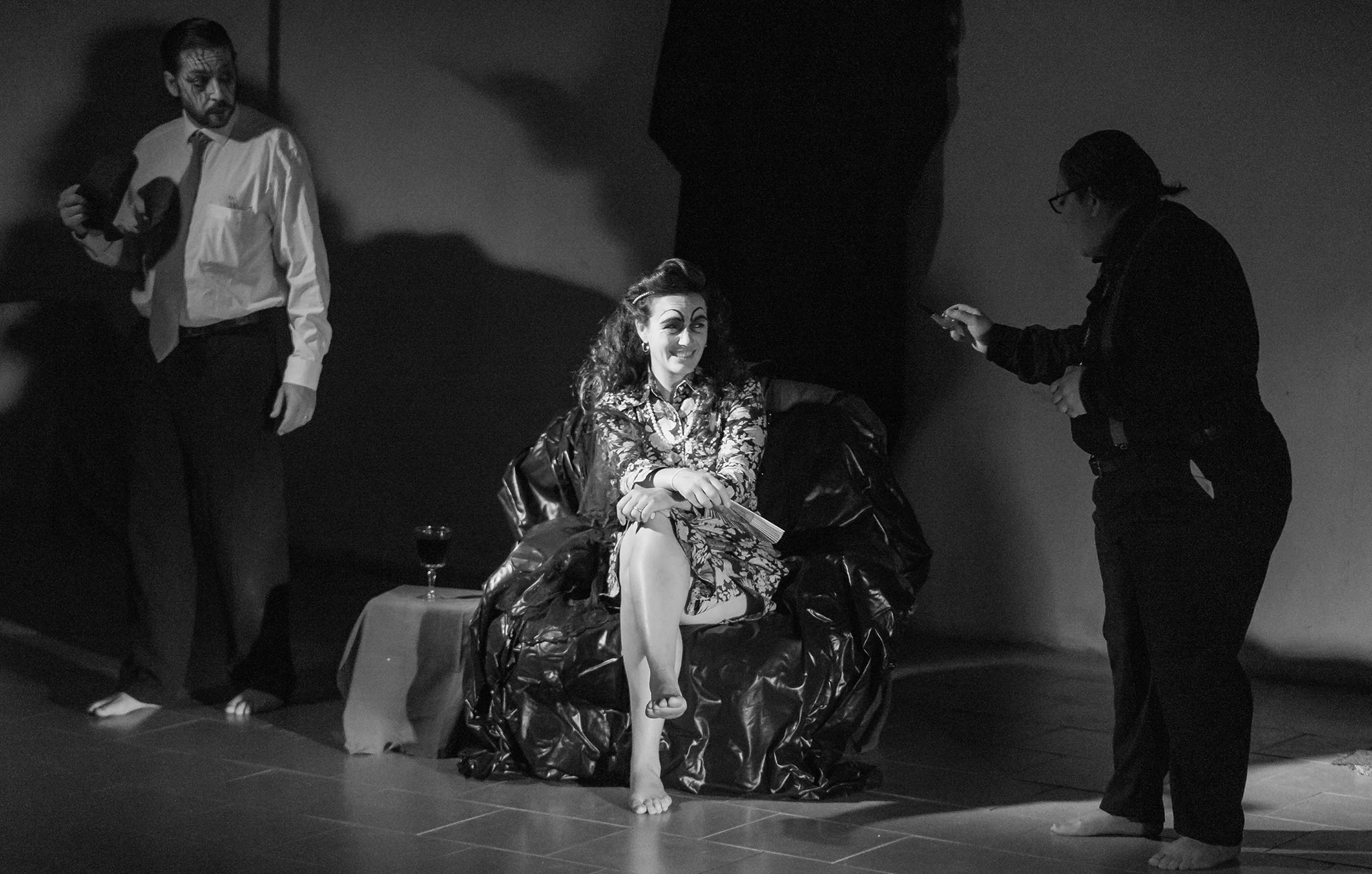 Drama filosófico: con Verónica Linares Rolon, Soledad Pereyra y José Lucero. Foto gentileza
