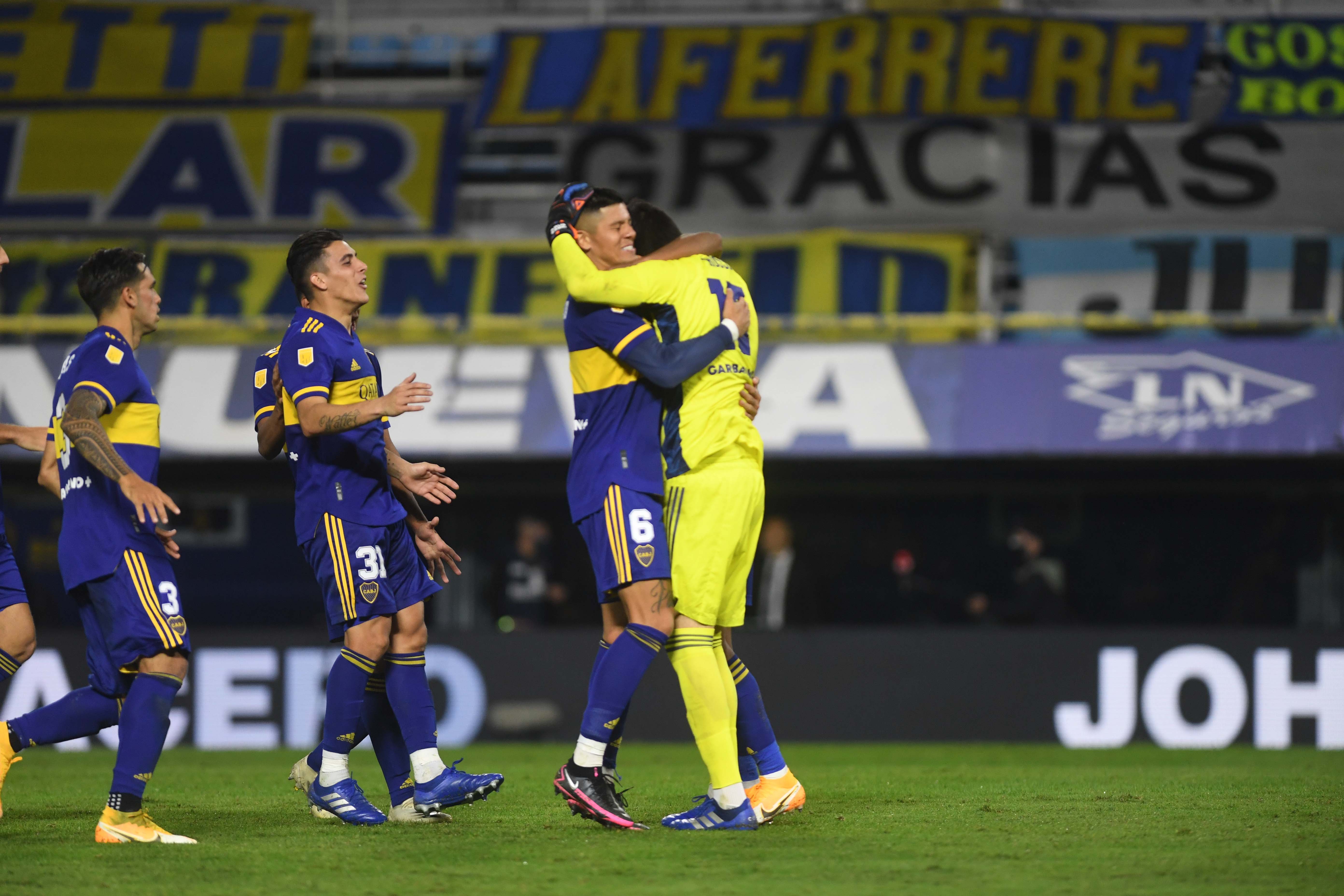 Agustín Rossi atajó dos disparos y fue el héroe de la clasificación de Boca a las semifinales.