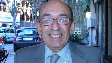 Con una foto de él sonriendo decidieron despedirlo desde la clínica Pasteur. (Gentileza).-