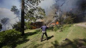 Municipio y aseguradora deberán pagarle por el incendio de sus departamentos de Bariloche