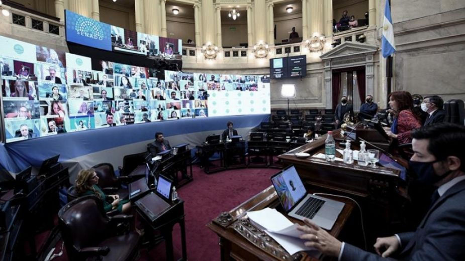 La propuesta llegó al Congreso, para ser evaluada por diputados y senadores.-