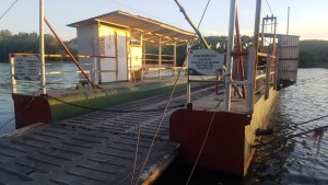 Fijan nuevo horario para el funcionamiento de la balsa de la Isla 58 de Regina