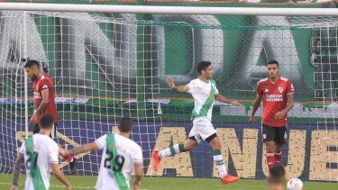 River perdió con Banfield y complicó su clasificación. (Foto: Télam)