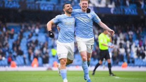 El Kun Agüero metió dos goles en su despedida de la Premier League