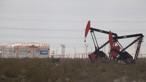 Petroleros cerraron la paritaria 2020 con el 30% adicional que pidieron