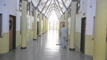 Desde la virtualidad, muchos más jóvenes quieren estudiar y recibirse en la Facultad de Derecho y Sociales y en la UNRN.
