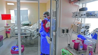 El servicio de terapia intensiva del hospital de Roca sufrió el ingreso violento de familiares de una paciente. Foto Archivo Juan Thomes.
