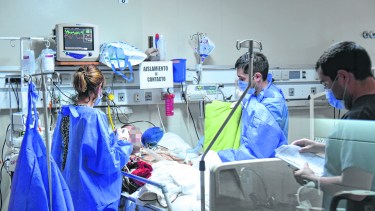 Sumar camas no es la solución, advierten en el hospital. (Foto: Florencia Salto)